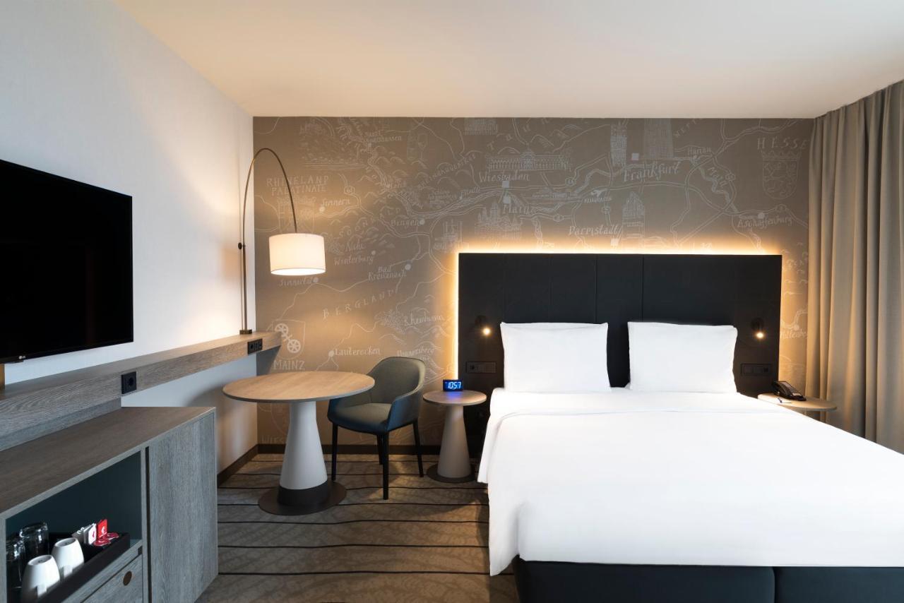 Отель Hyatt Place Frankfurt Airport Франкфурт-на-Майне Экстерьер фото